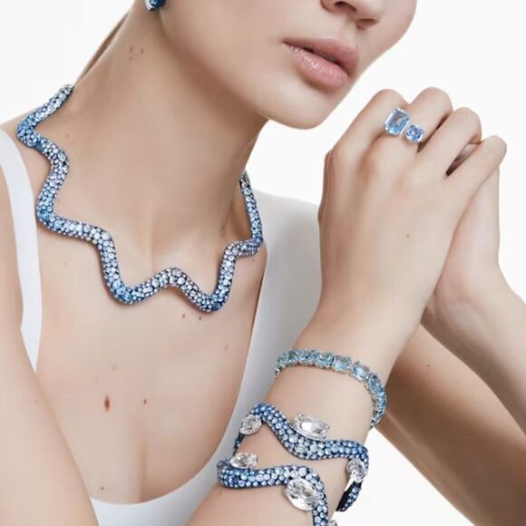 💛 Classic Swarovski Millenia Tennis bracelet - Picture 5 of 5